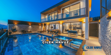 Çilek Havuz Hakkında